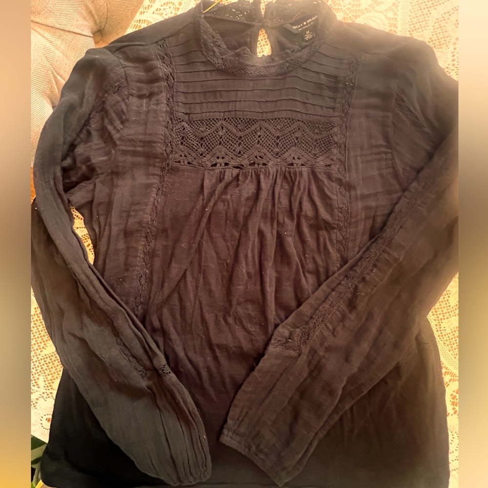 Medium Lucky Brand Top